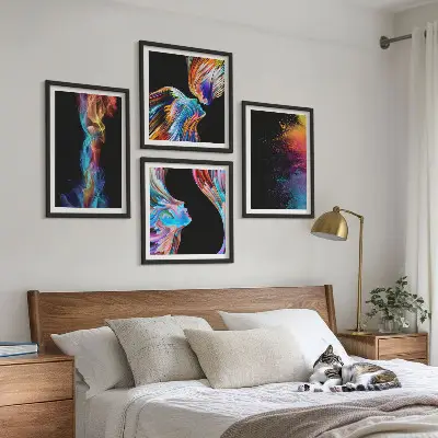 4 paveikslų rinkinys su rėmais spalvingos abstrakcijos su veidais ir formomis