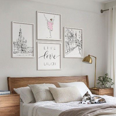4 paveikslų rinkinys su rėmais Stilinga grafika balerinos architektūra