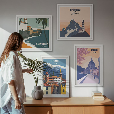 4 paveikslų rinkinys su rėmais Kalnų retro architektūros iliustracijos