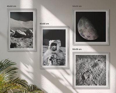 4 paveikslų rinkinys su rėmais Mėnulio astronauto pėdsakas