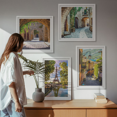 Paveikslų kompozicija ant sienos Eifelio gatvių architektūra