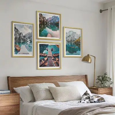 Daugiadalis paveikslas su rėmu ežero, tiltų ir kalnų vaizdas