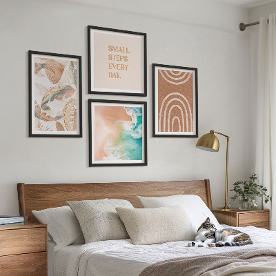 4 paveikslų rinkinys su rėmais Subtilūs boho lapų užrašai
