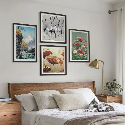4 paveikslų rinkinys su rėmais su kalnų, krioklio, paukščių ir gėlių motyvais