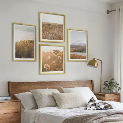 4 paveikslų rinkinys su rėmais peizažai su pievomis, kalnais ir ežeru