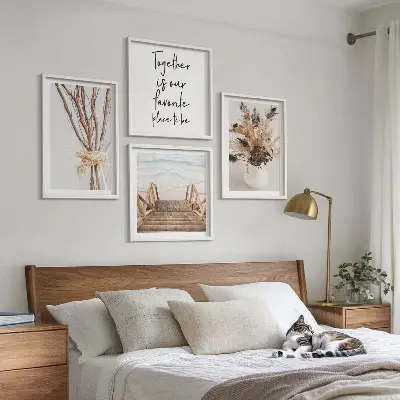 4 paveikslų rinkinys su rėmais minimalistinės gėlių šakos