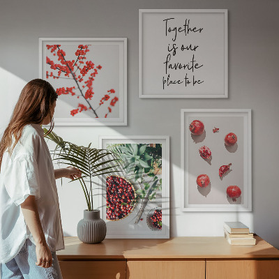 4 paveikslų rinkinys su rėmais Raudonųjų augalų vaisių minimalizmas