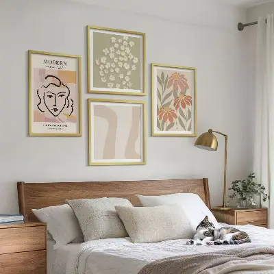 Moderni abstrakti moteris 4 paveikslų rinkinys su rėmais