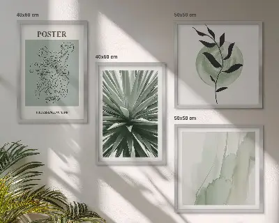 Paveikslų kompozicija ant sienos žali augalų raštai smėlio spalvos fone