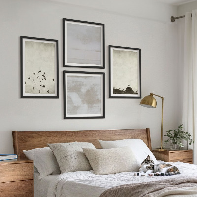 4 paveikslų rinkinys su rėmais Minimalistiniai paukščiai skrydžio metu