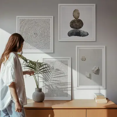 Paveikslų kompozicija ant sienos modernūs smėlio spalvos akmenų motyvai