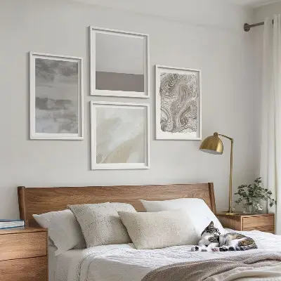 4 paveikslų rinkinys su rėmais iš pramoninio dizaino konstrukcijų