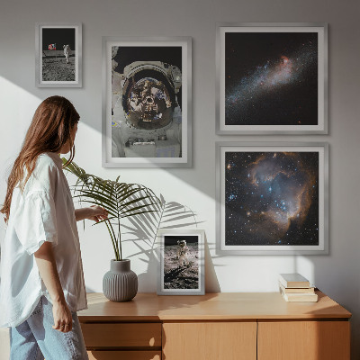 Sieninė paveikslų galerija Astronautai nusileidžia Mėnulyje