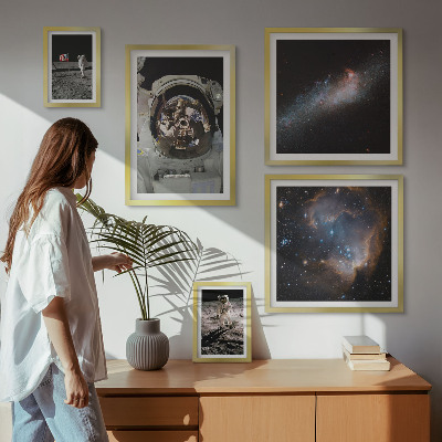 Sieninė paveikslų galerija Astronautai nusileidžia Mėnulyje