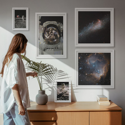 Sieninė paveikslų galerija Astronautai nusileidžia Mėnulyje