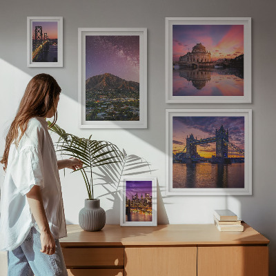 5 paveikslų rinkinys su rėmais Kalnų miestų peizažai naktį