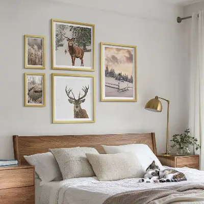 Žiemos peizažai su elniais 5 paveikslų rinkinys su rėmais