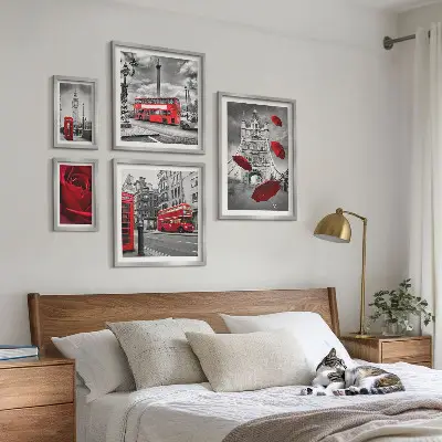 5 paveikslų rinkinys su rėmais Londono motyvai su raudonais akcentais