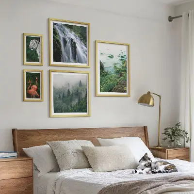 Paveikslų rinkinys miegamajam su gamtos, laukinių gyvūnų ir peizažų motyvais