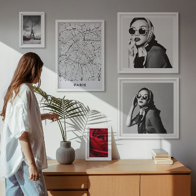 5 paveikslų rinkinys su rėmais Stilingi Paryžiaus mados akcentai