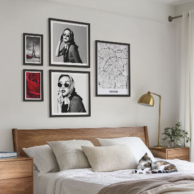 5 paveikslų rinkinys su rėmais Stilingi Paryžiaus mados akcentai