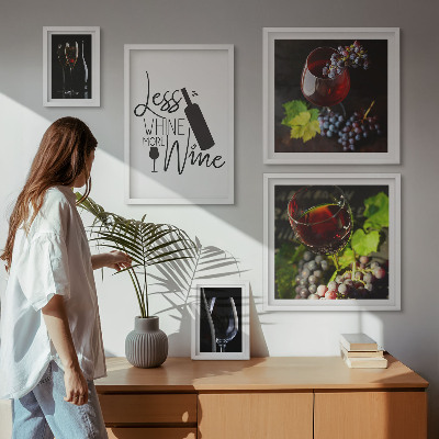 Sieninė paveikslų galerija Stilingas vynas ir aksesuarai