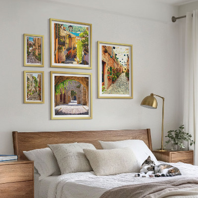 Paveikslų rinkinys miegamajam Žavingos žalios miesto gatvės