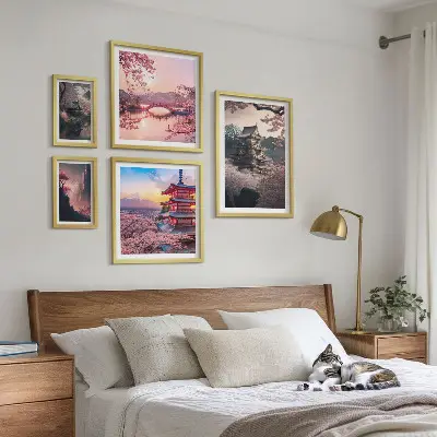 Japoniški peizažai su vyšnių medžiais 5 paveikslų rinkinys su rėmais
