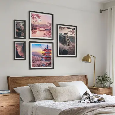 Japoniški peizažai su vyšnių medžiais 5 paveikslų rinkinys su rėmais