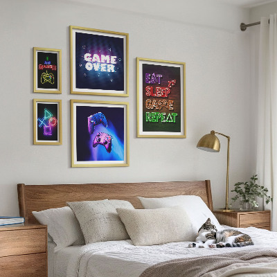 Paveikslų rinkinys miegamajam Neoninės kompiuterinių žaidimų temos