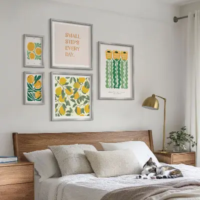 5 paveikslų rinkinys su rėmais gėlės, citrusiniai vaisiai ir teigiami šūkiai