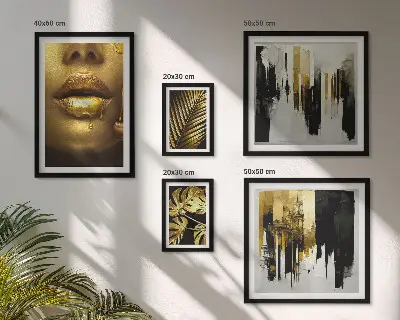 Sieninė paveikslų galerija su glamūrinio stiliaus augalų motyvais