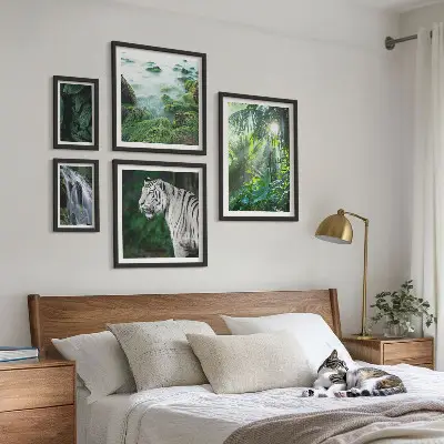 Paveikslų rinkinys miegamajam tropinės gamtos gyvūnų motyvais