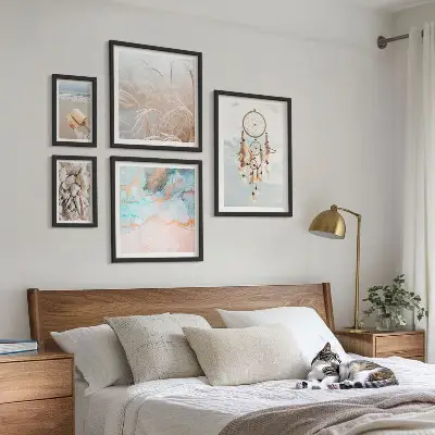 Sieninė paveikslų galerija boho stiliaus paplūdimio ir gamtos motyvai