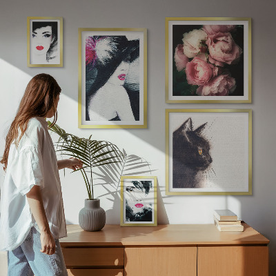 5 paveikslų rinkinys su rėmais Stilingi moterų portretai su rožėmis