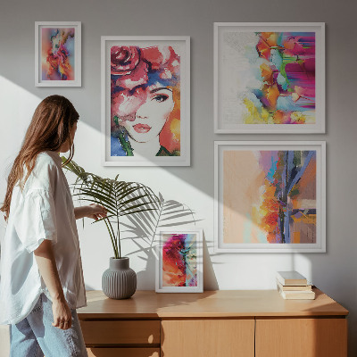 Sieninė paveikslų galerija Spalvingi abstraktūs portretai