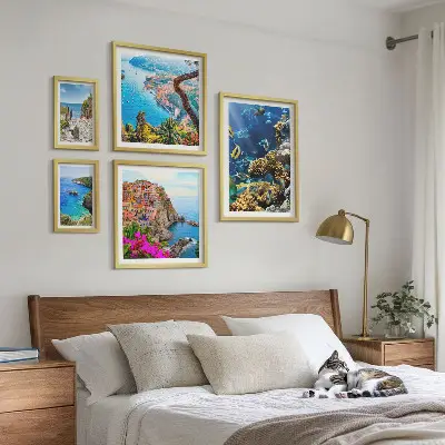 Paveikslų rinkinys miegamajam su pajūrio peizažais žuvimis ir paplūdimiais
