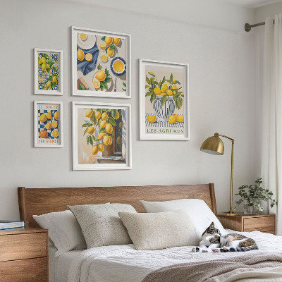 Sieninė paveikslų galerija Citrusinių Provanso dekoracijos