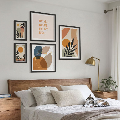 Paveikslų rinkinys miegamajam Stilinga abstrakti augalų grafika
