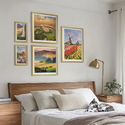 Paveikslų rinkinys miegamajam gamtos peizažai su kriokliais ir vėjo malūnais