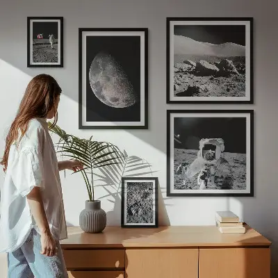 Paveikslų rinkinys miegamajam astronautų ir mėnulio peizažų tema