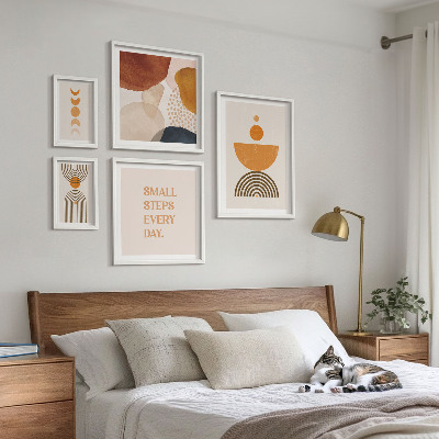 Paveikslų rinkinys miegamajam Stilinga grafika žemiškais tonais