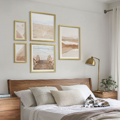 Paveikslų rinkinys miegamajam Minimalistiniai paplūdimiai ir kalnai