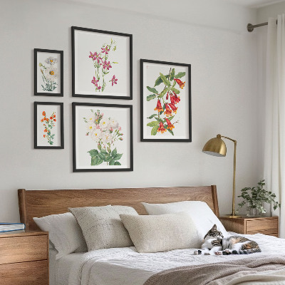 Paveikslų rinkinys miegamajam Gėlių botaniniai motyvai