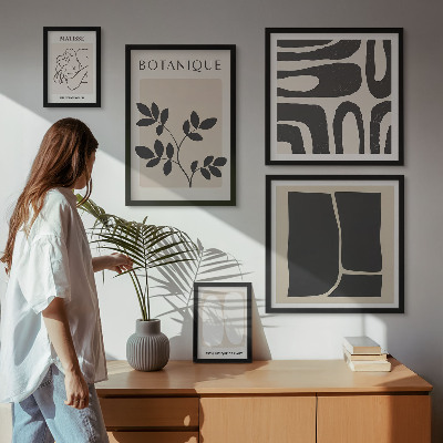 Sieninė paveikslų galerija Stilinga abstrakti augalų grafika