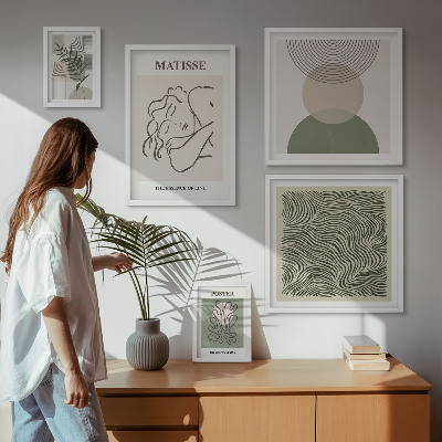 Sieninė paveikslų galerija Minimalistinės augalų kompozicijos