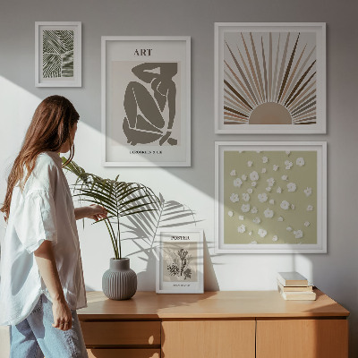 Paveikslų rinkinys miegamajam Stilinga abstrakti augalų grafika
