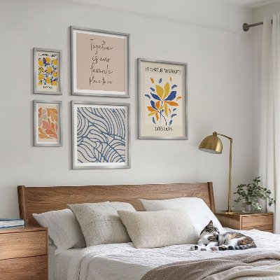 Sieninė paveikslų galerija Gėlių motyvai Londono užrašai