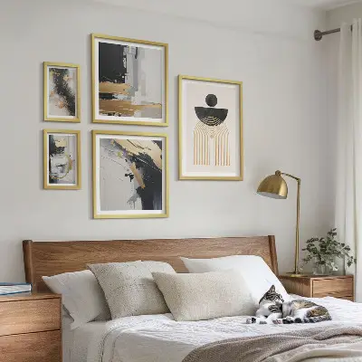 Abstraktios modernios kompozicijos sieninė paveikslų galerija
