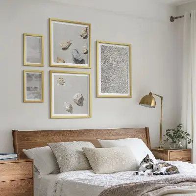 Paveikslų rinkinys miegamajam modernaus minimalistinio tekstūros stiliaus